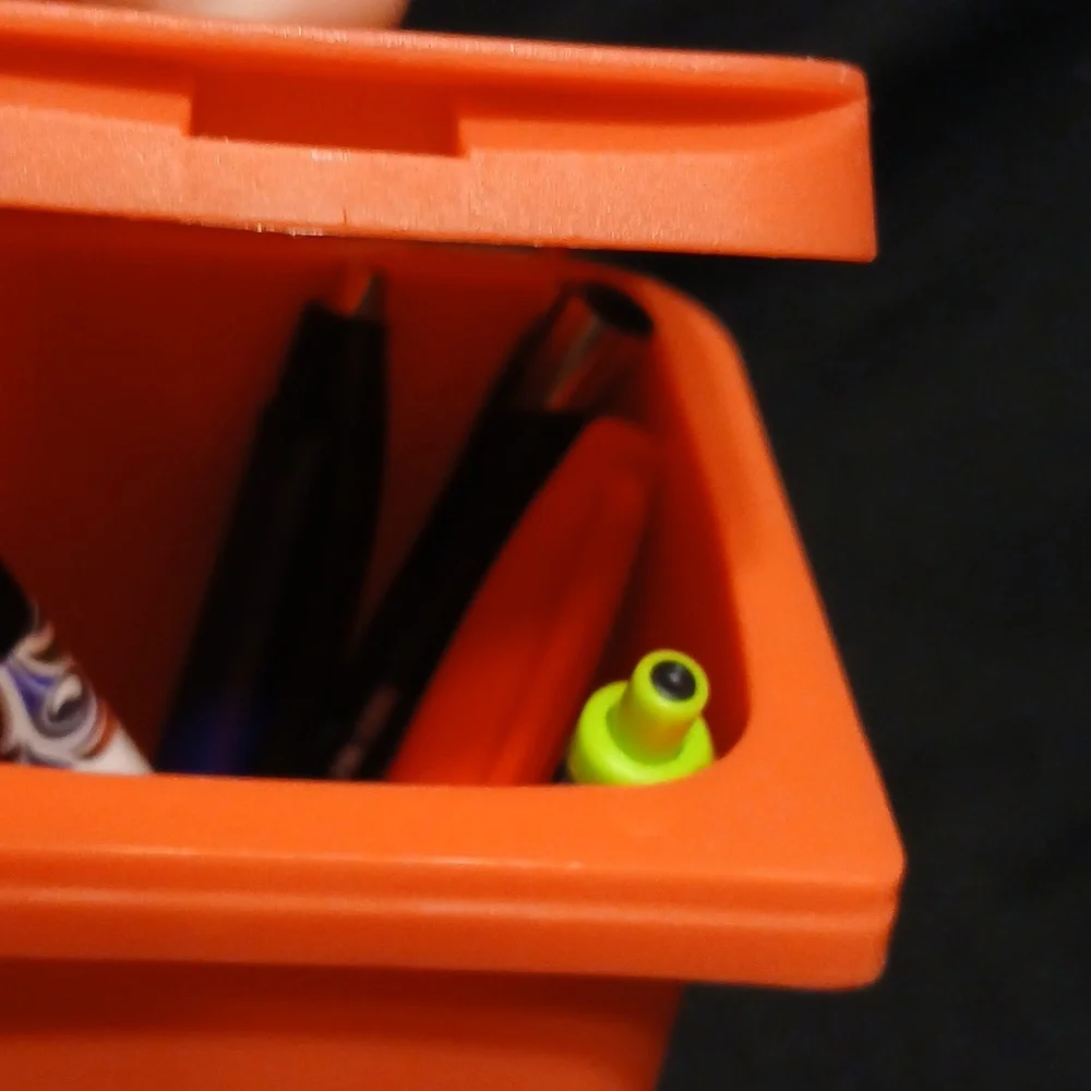 Trash Can Mini Red Recycling Bin Desk Organizer